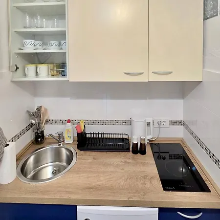 דירה Coastal In פיראן